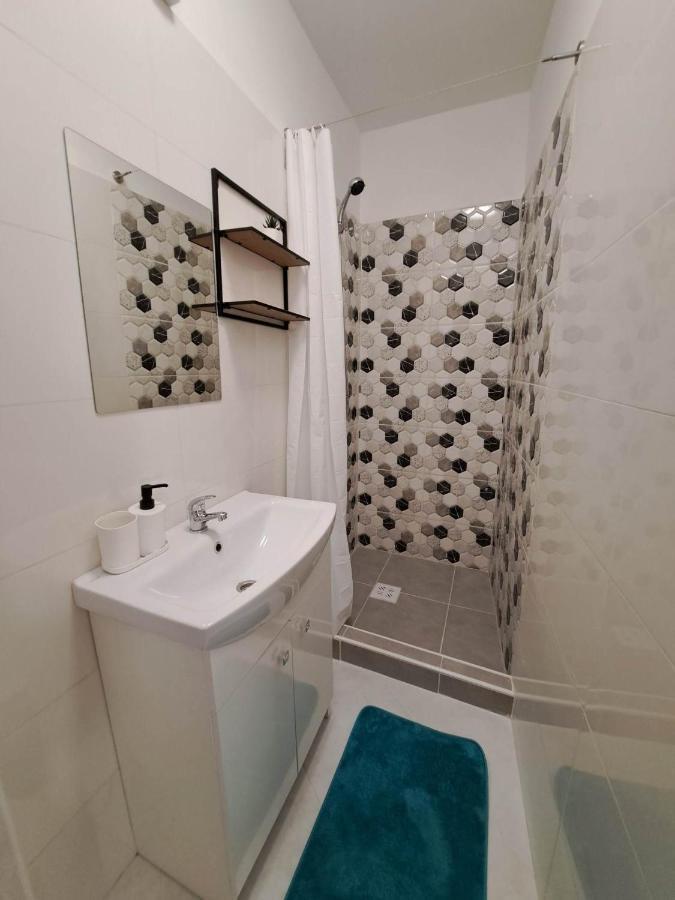 Milla Apartmanok Eger Bagian luar foto