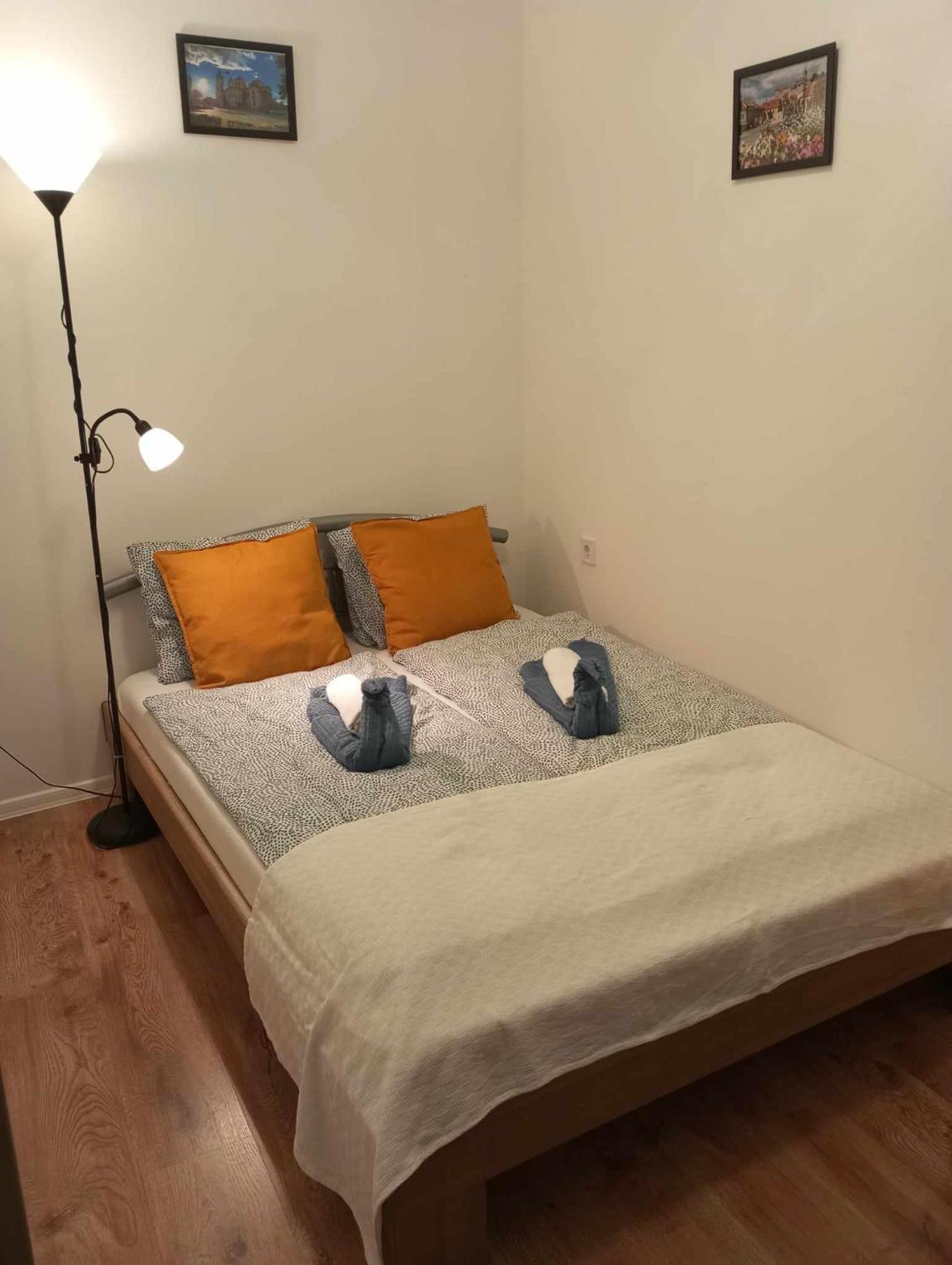 Milla Apartmanok Eger Bagian luar foto